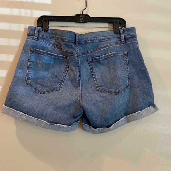 Loft Denim Roll Shorts Sz 12 - Picture 4 of 6